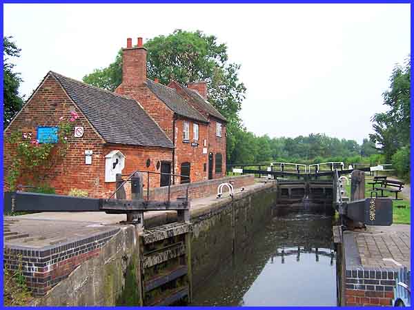 Sandiacre Lock Cottages