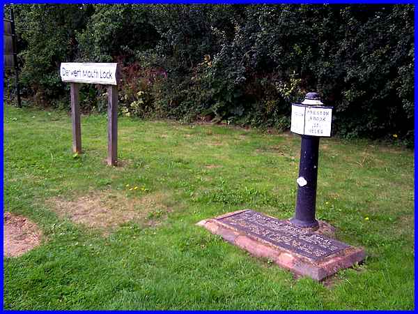 At Derwent Mouth Lock