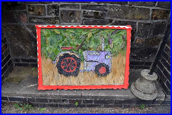 Scarecrows' Wedding